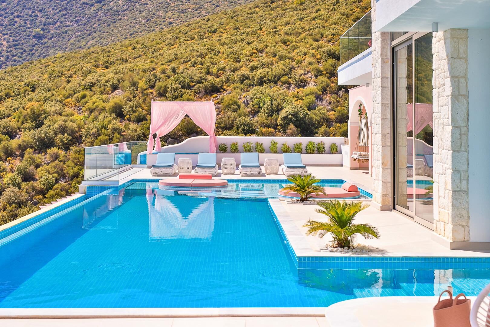 Villa Rosy — 15