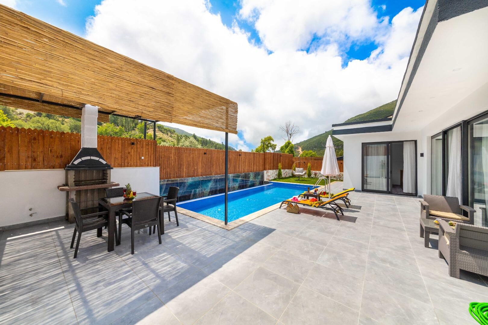 Villa Cika 5 — 7