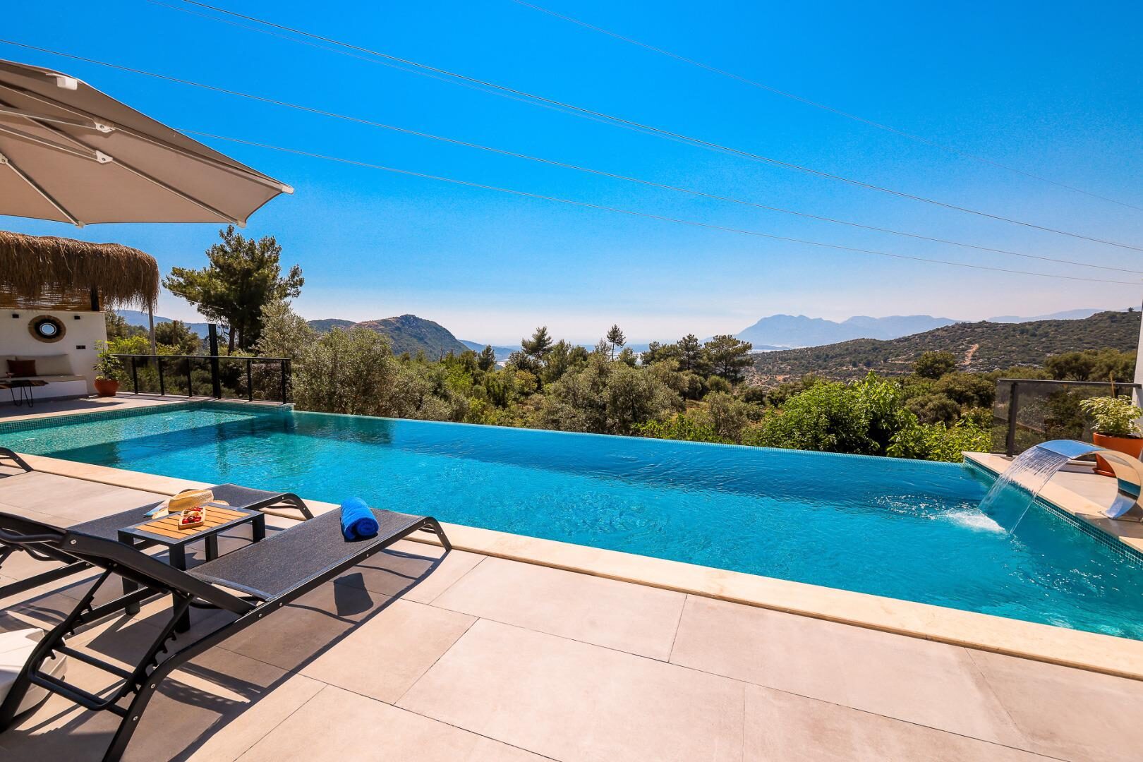 Villa Fi Manor — 17