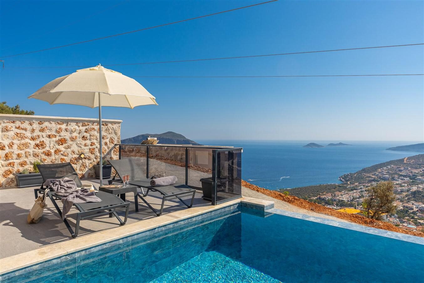 Villa Royal Falcon — 71
