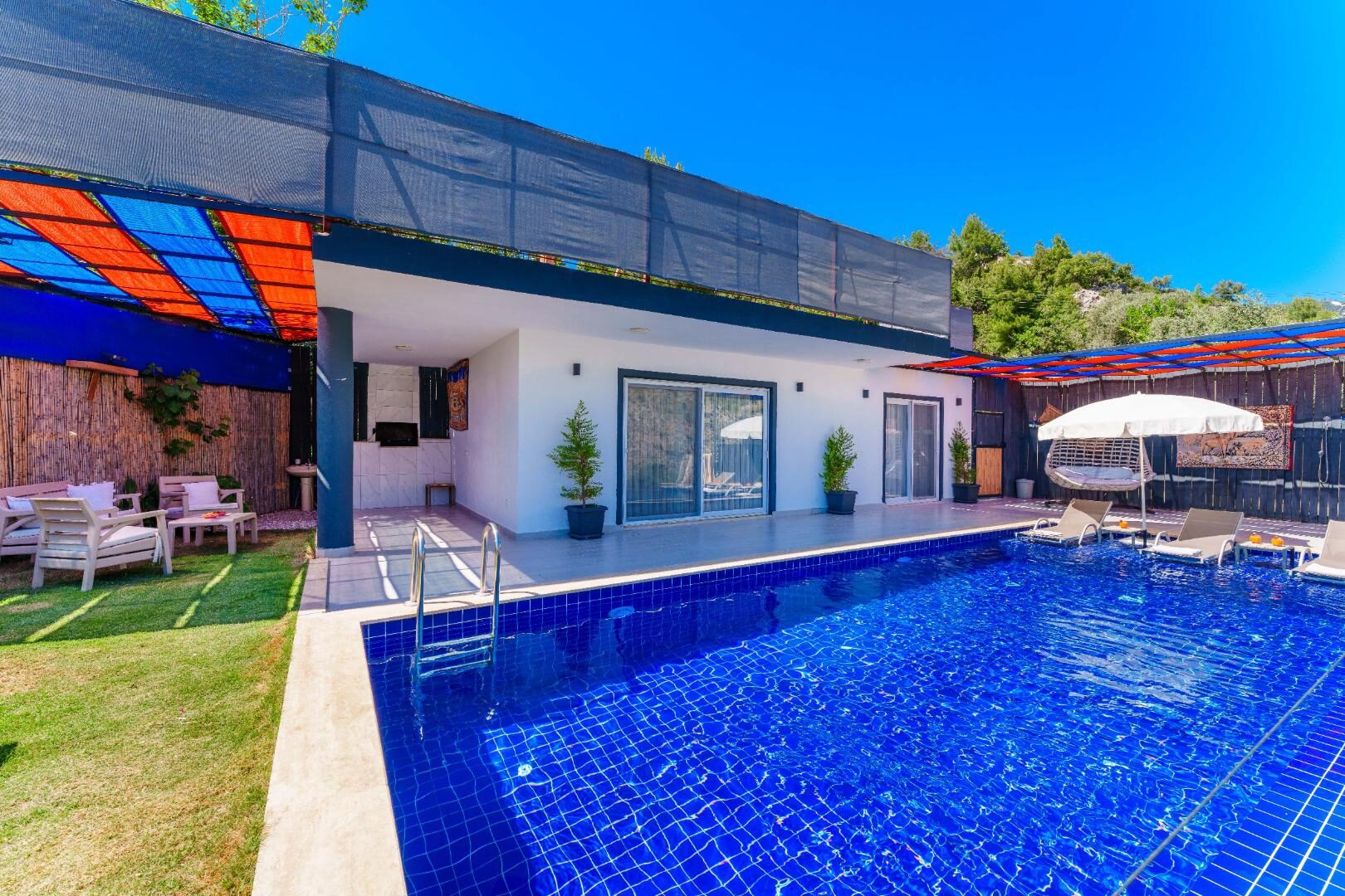 Villa Emek — 1