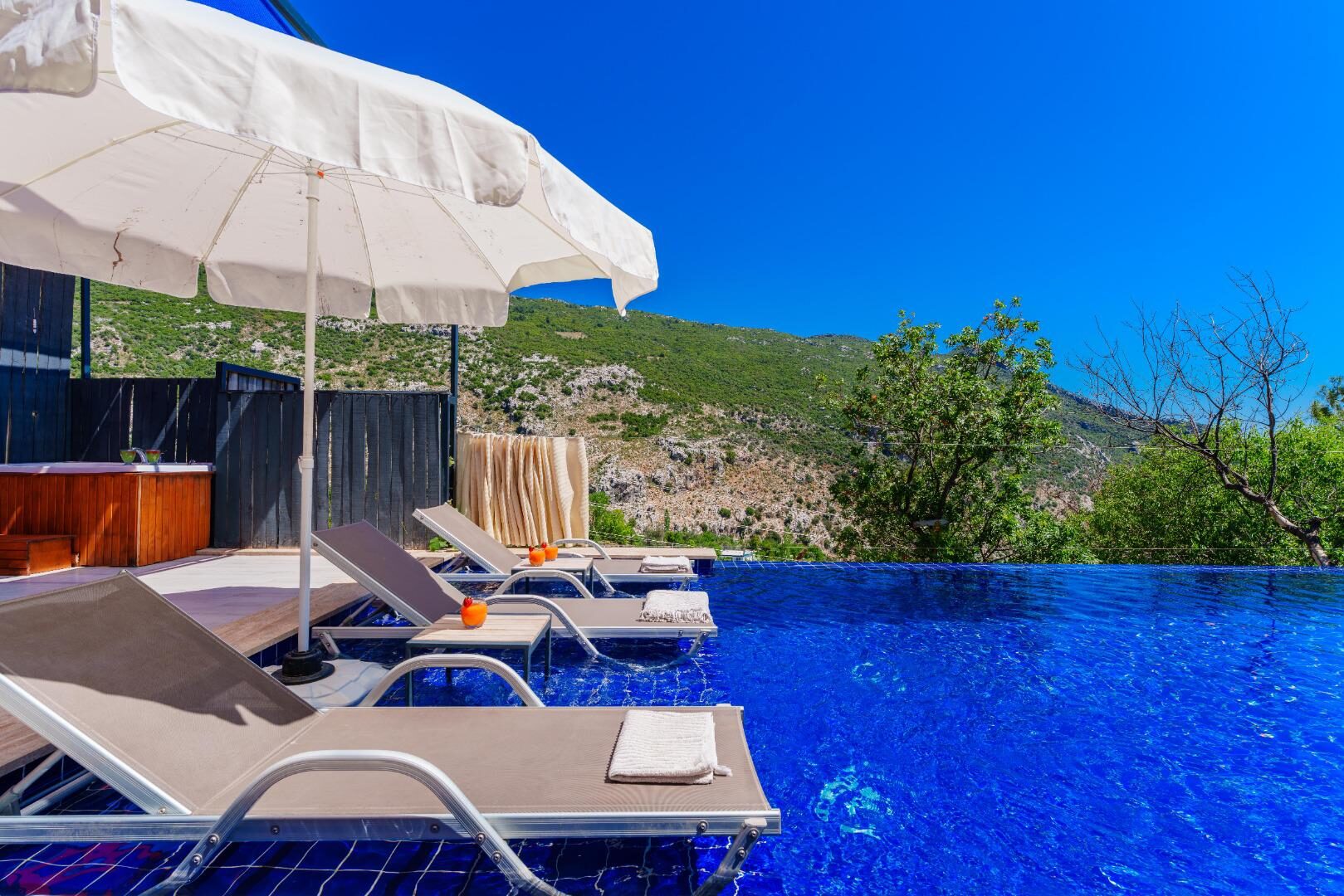 Villa Emek — 22