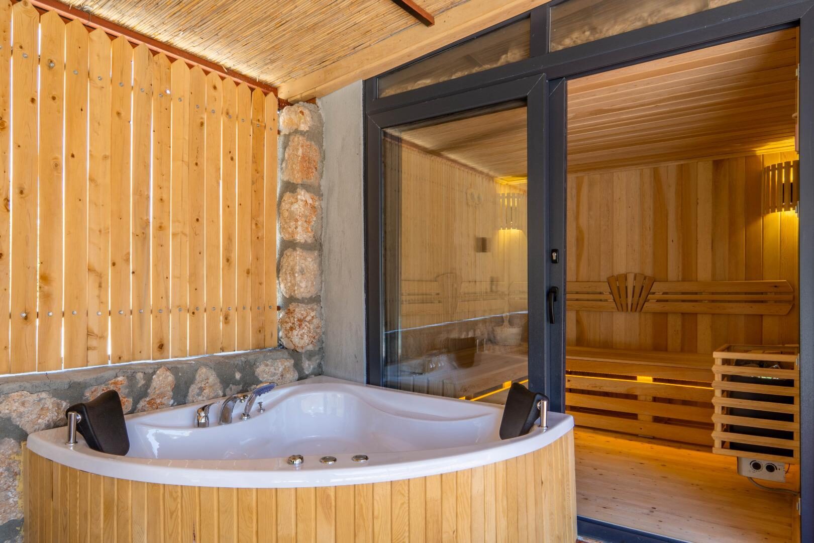 Villa Perla House — 35