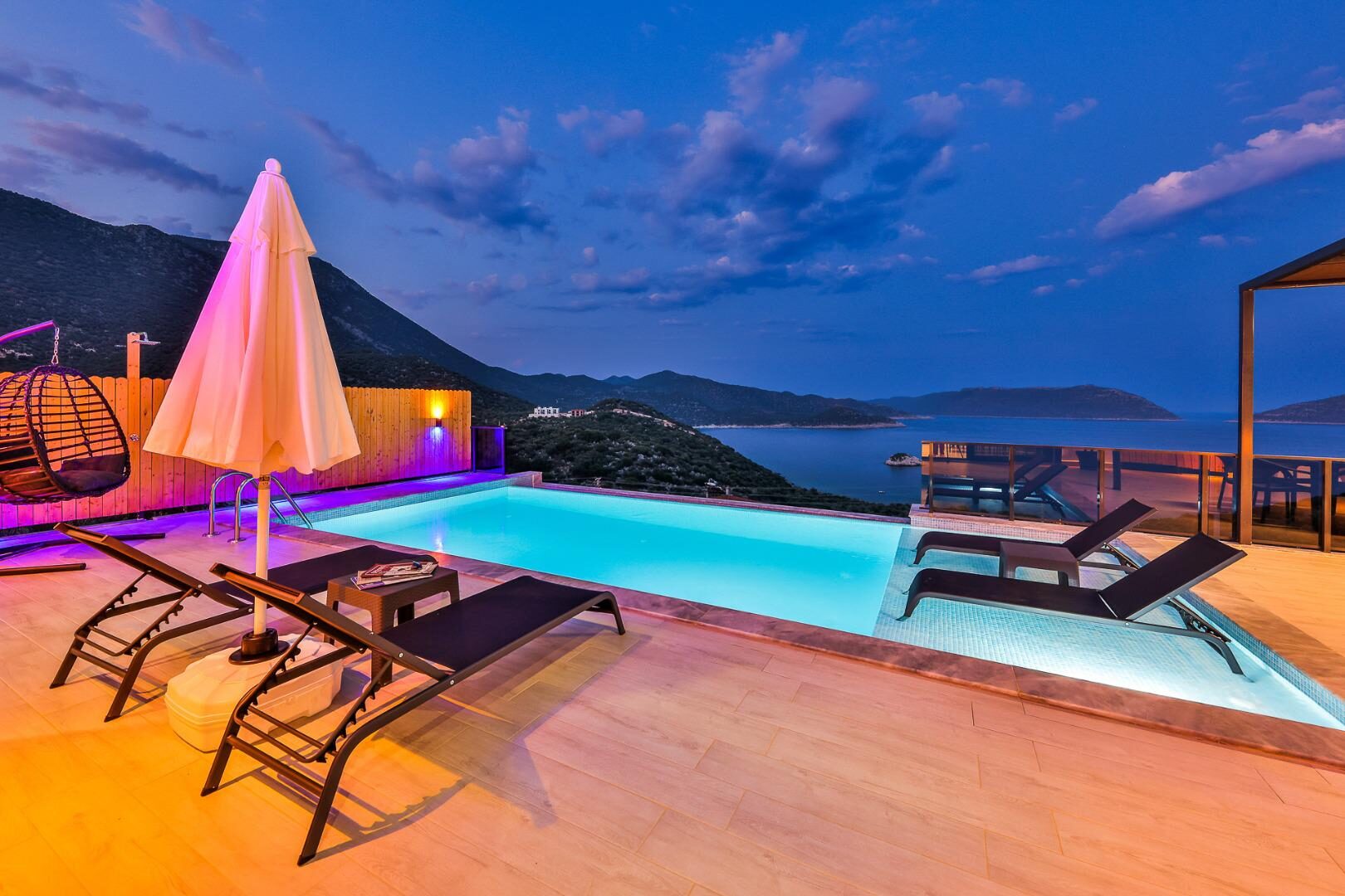 Villa Simurg — 14