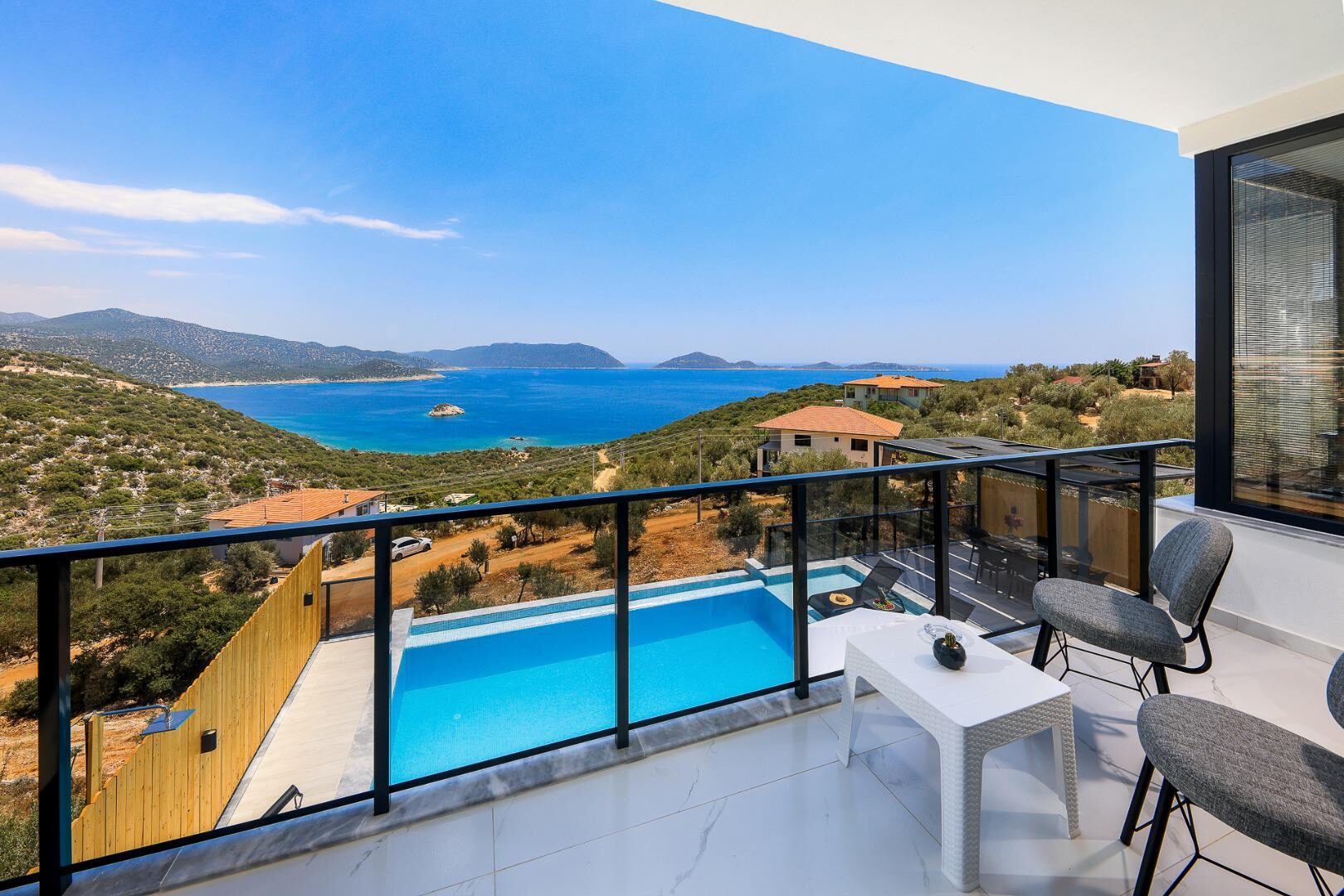 Villa Simurg — 24