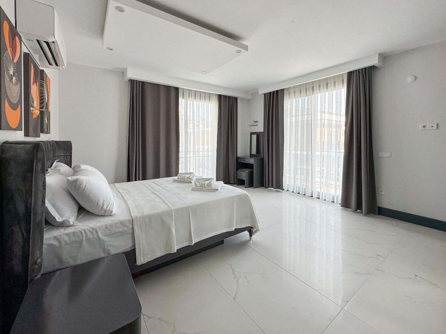 Villa Galaksi Mars 2 — 33