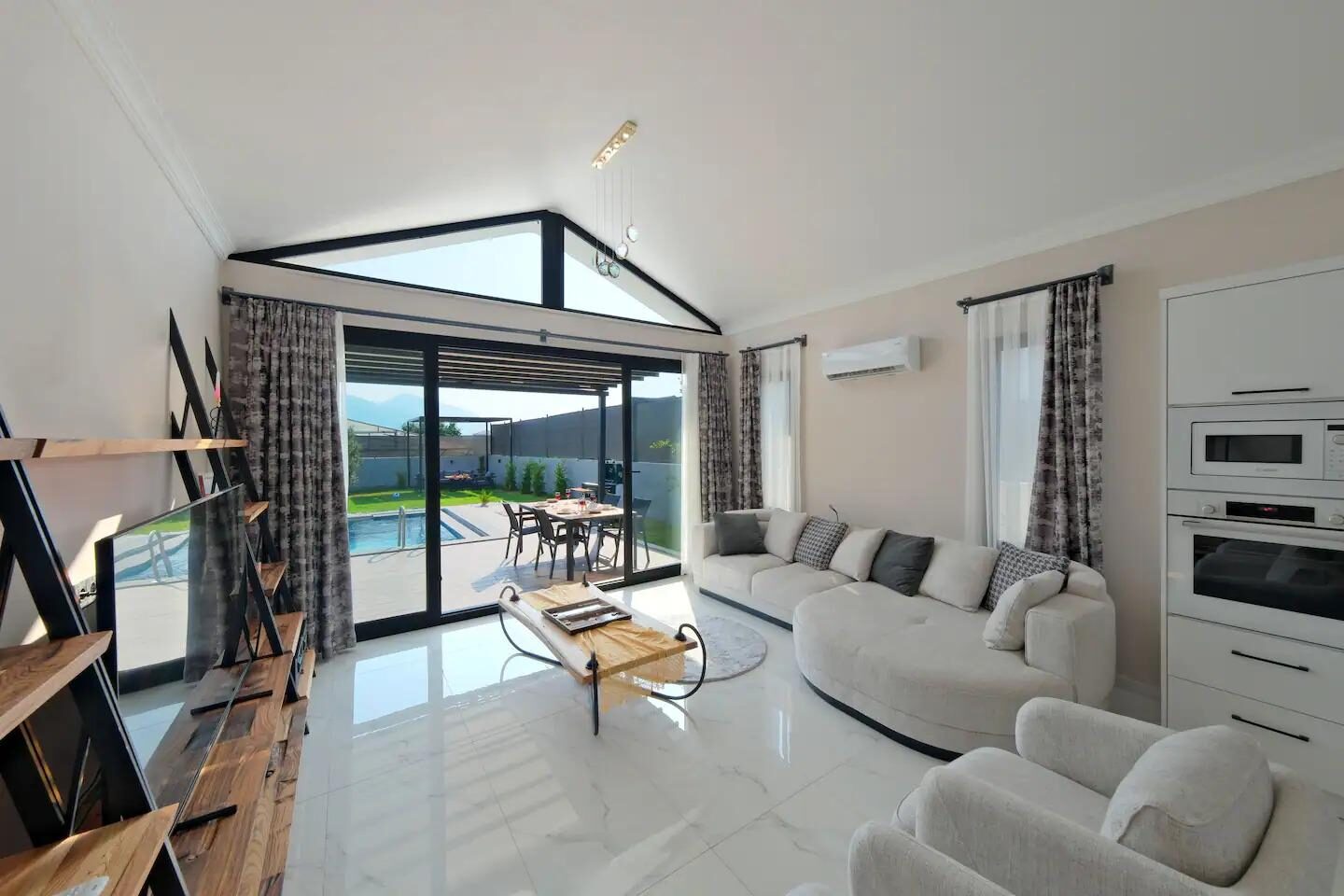 Villa Arel House — 27