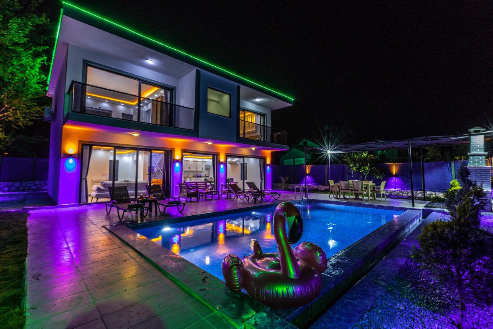 Villa Last Summer — 4