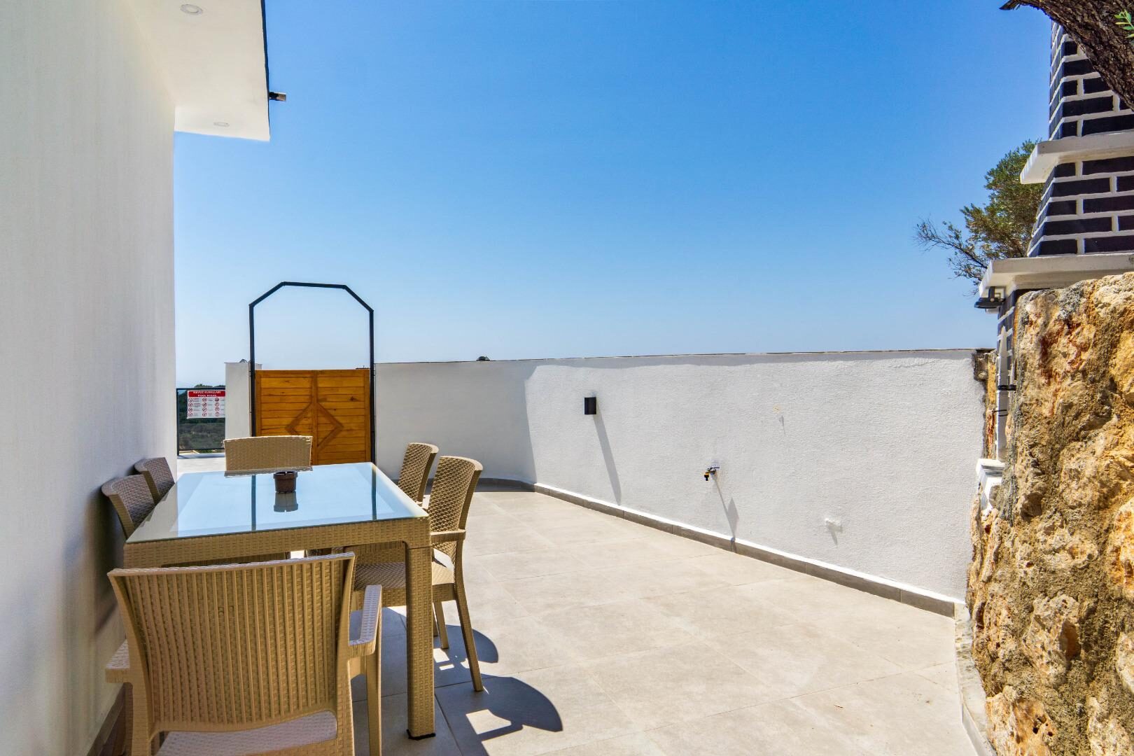 Villa Karbelen — 11