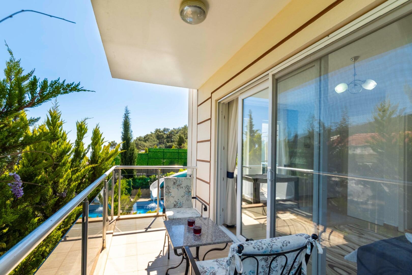 Villa Disney 3 — 72
