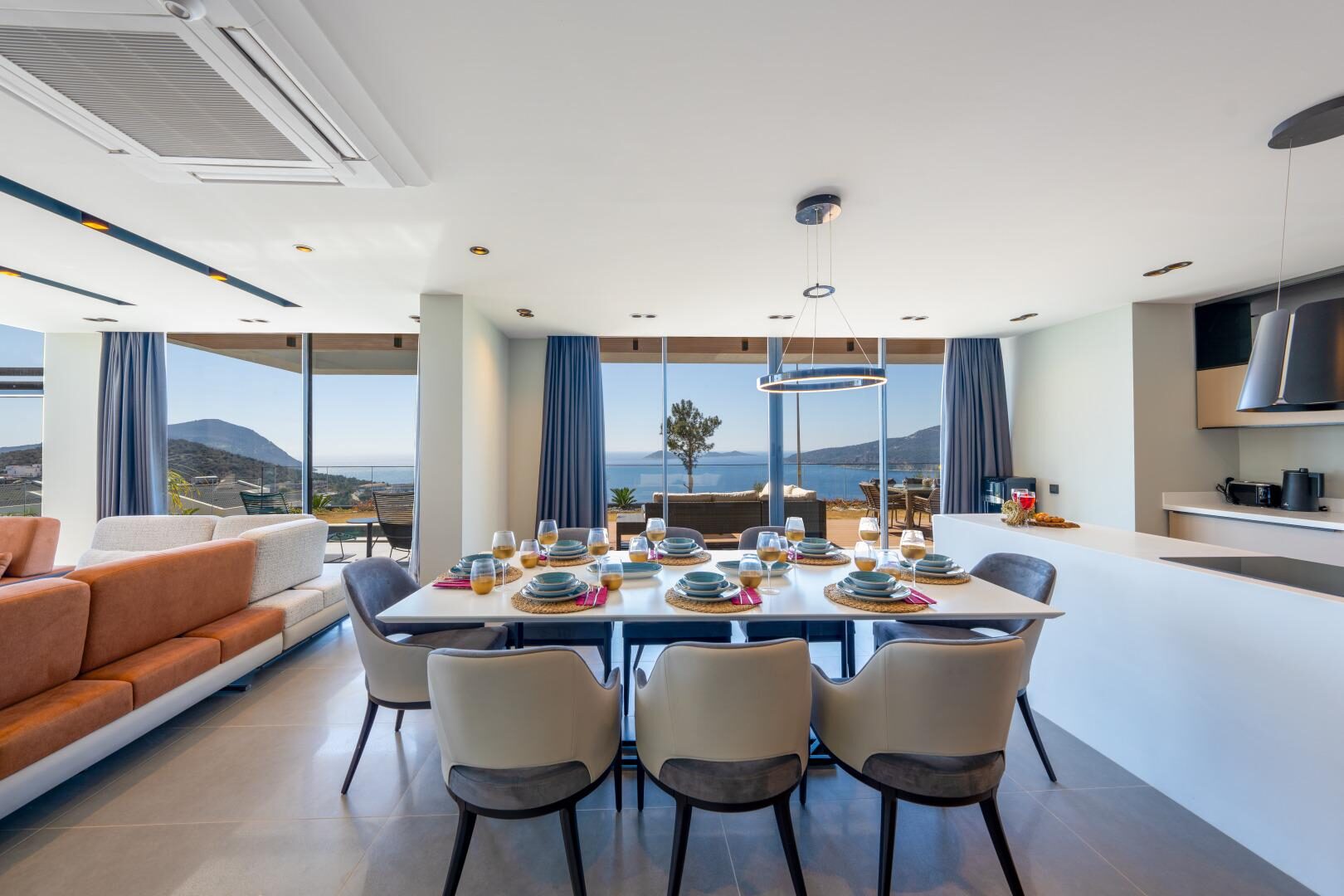 Villa Safran Flower — 51