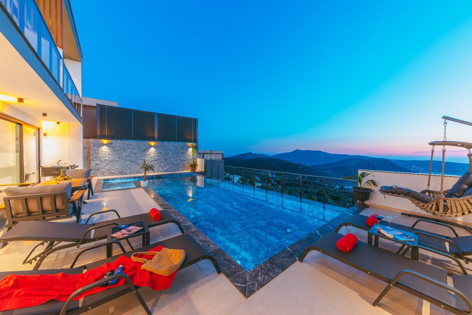 Villa Xanadu — 7