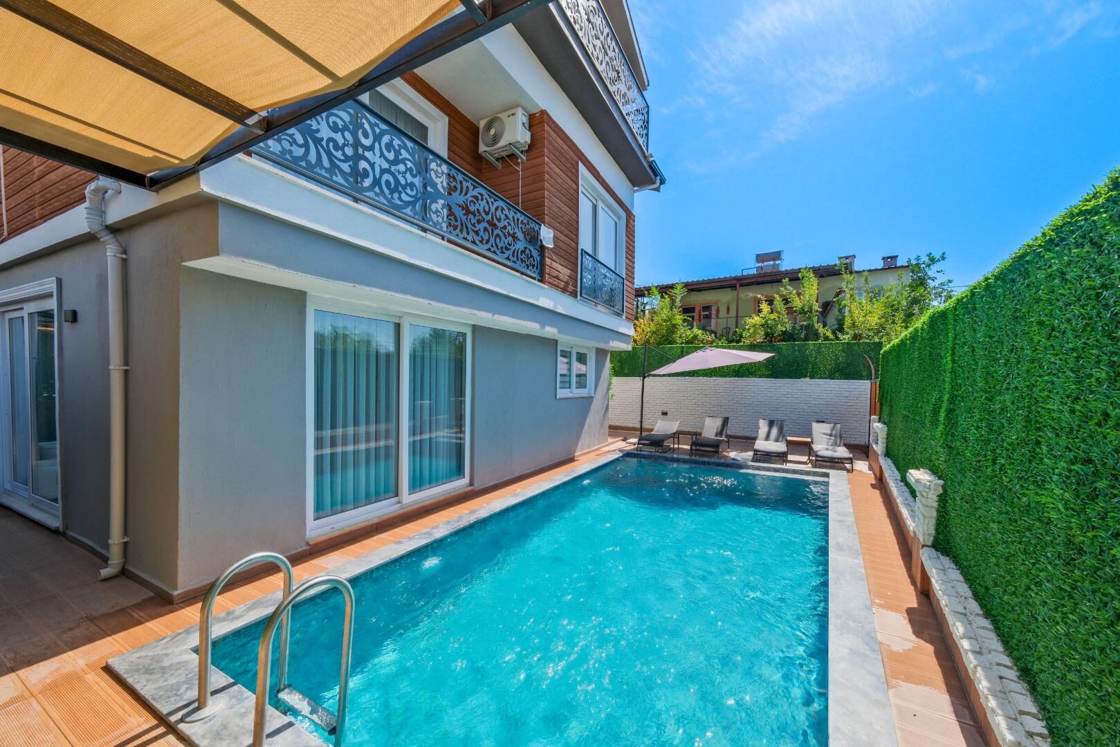 Villa Halis — 35