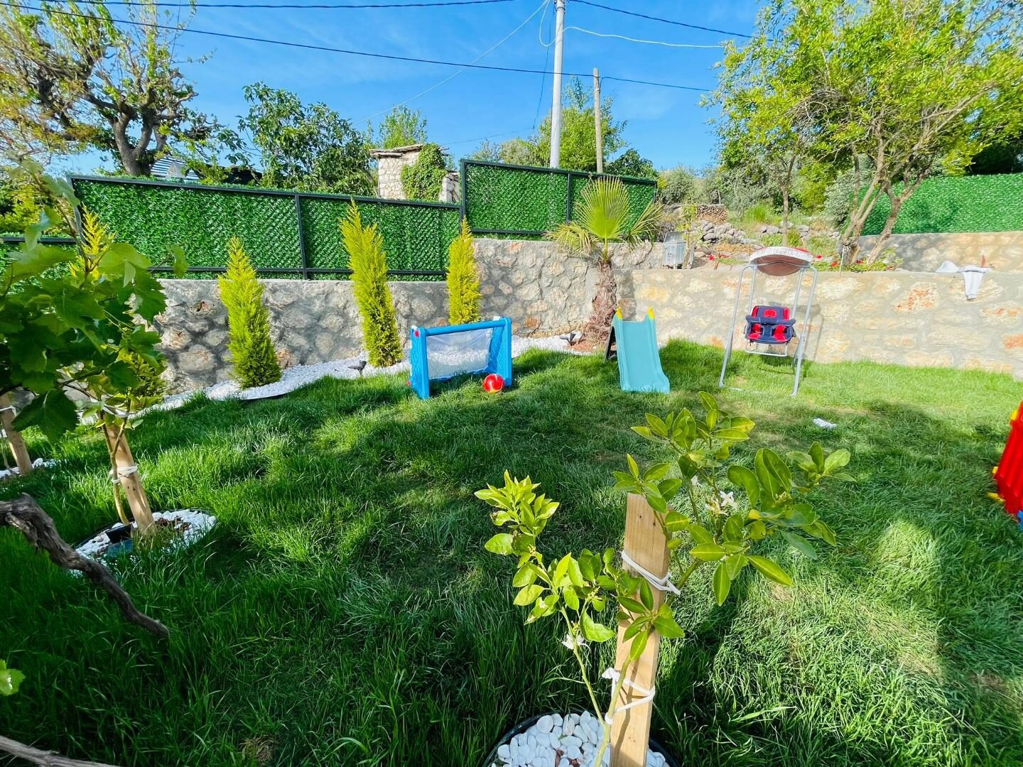 Villa Xanadu — 86