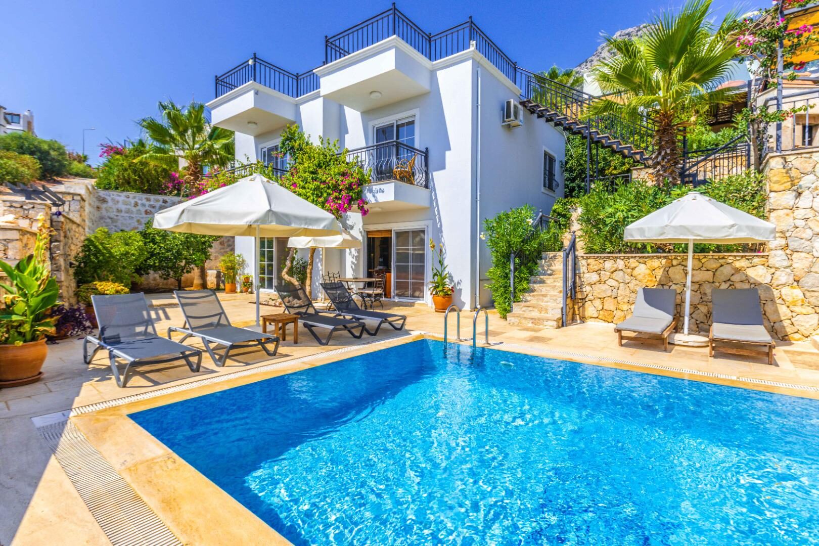 Villa Louise Kızıltaş — 1