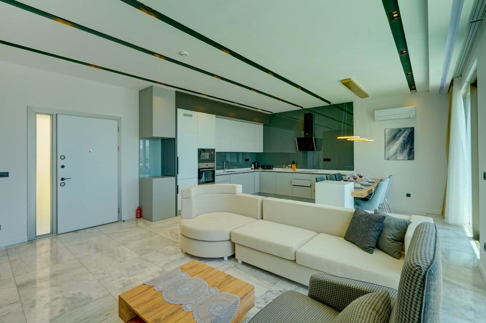 Villa Mercury 9 — 12