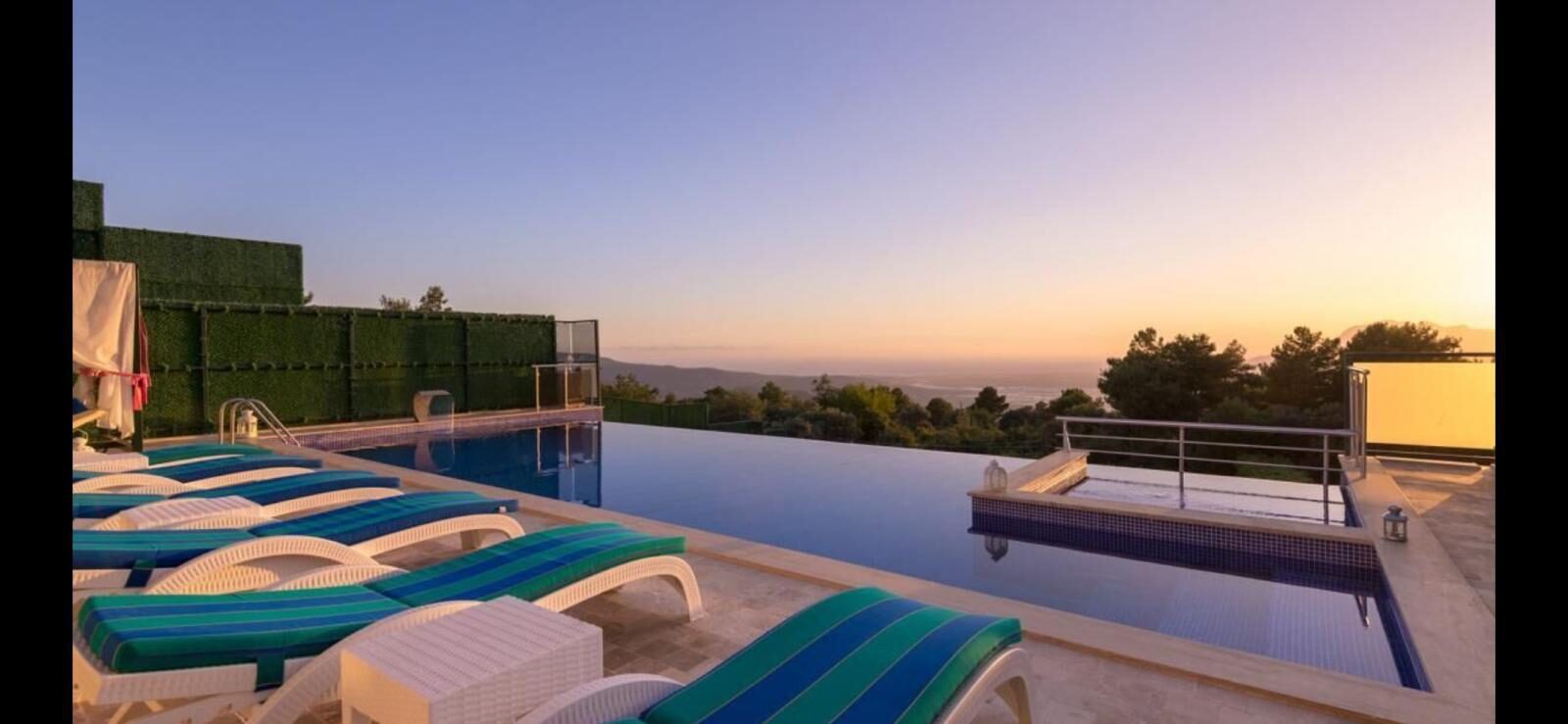 Villa Alvin — 18