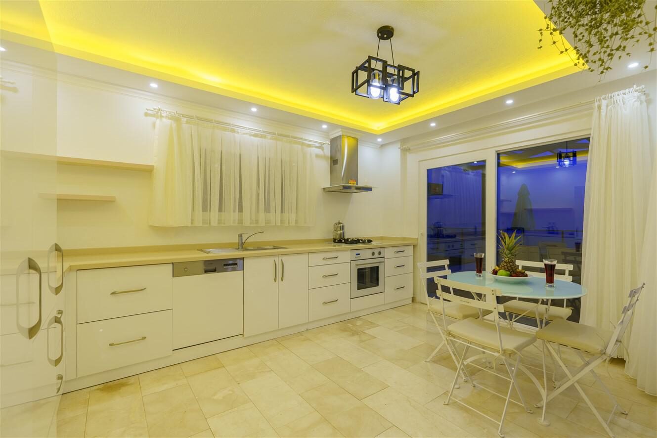 Villa Sydney — 86