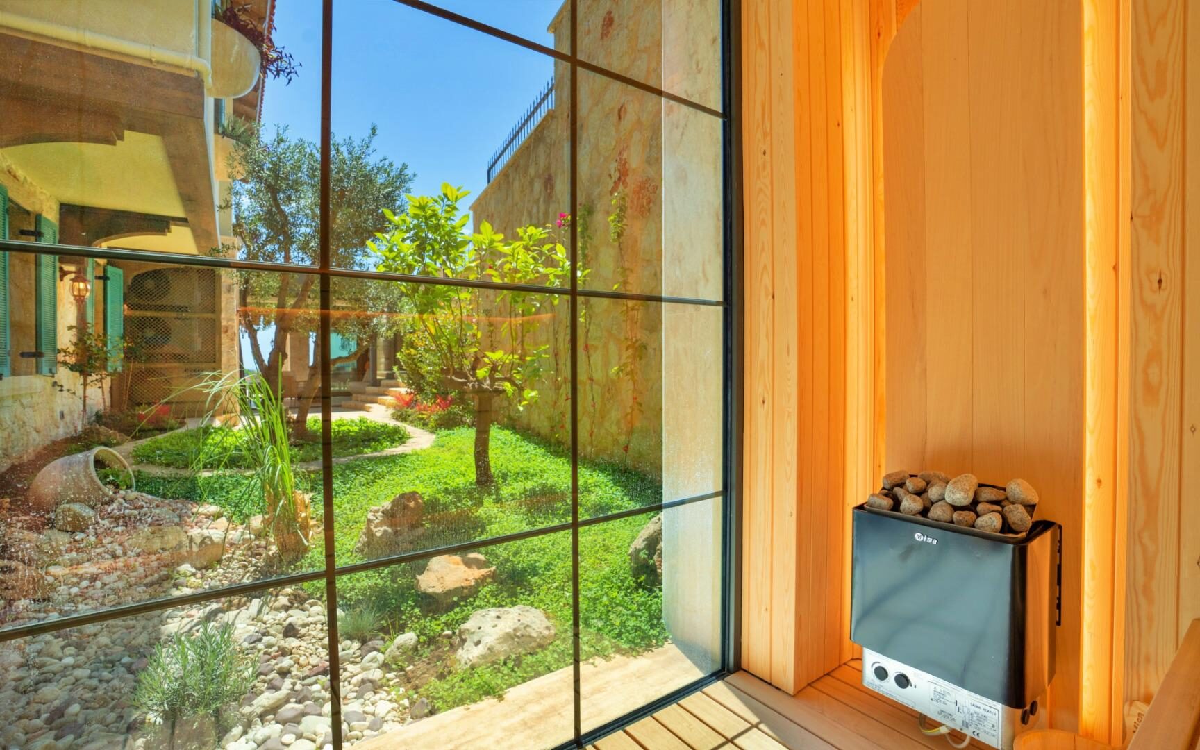 Villa Muses Erato — 70