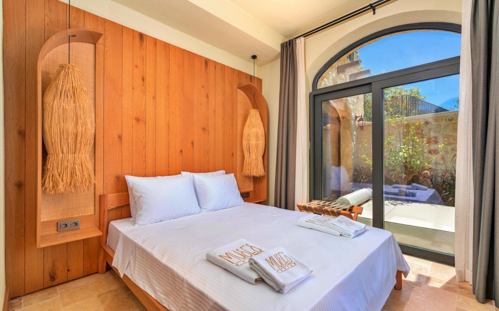 Villa Muses Erato — 76