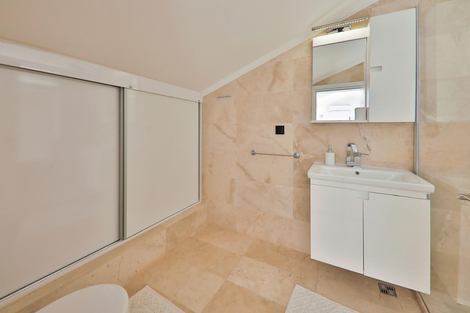 Villa Esma — 24