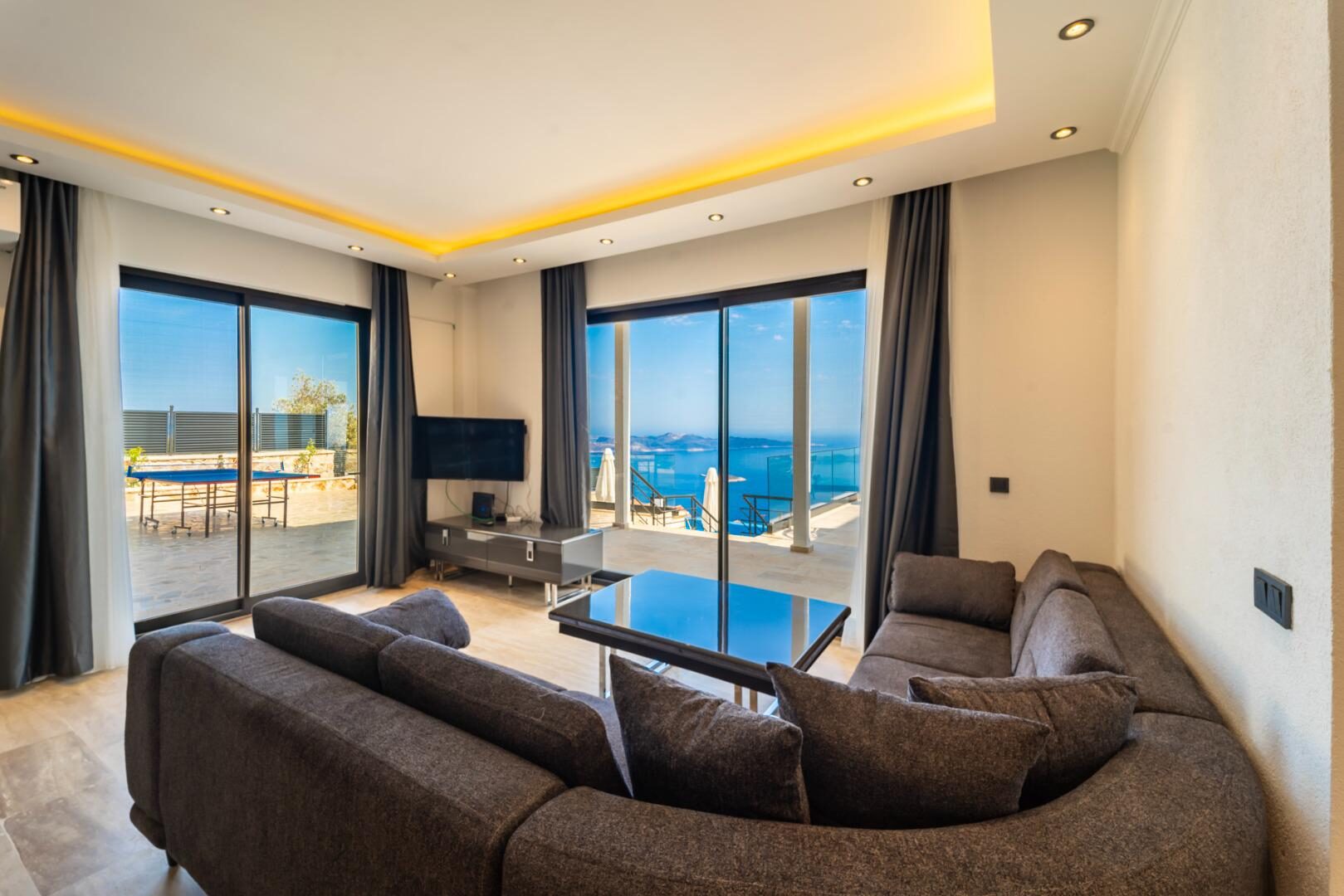 Villa Avenir — 48