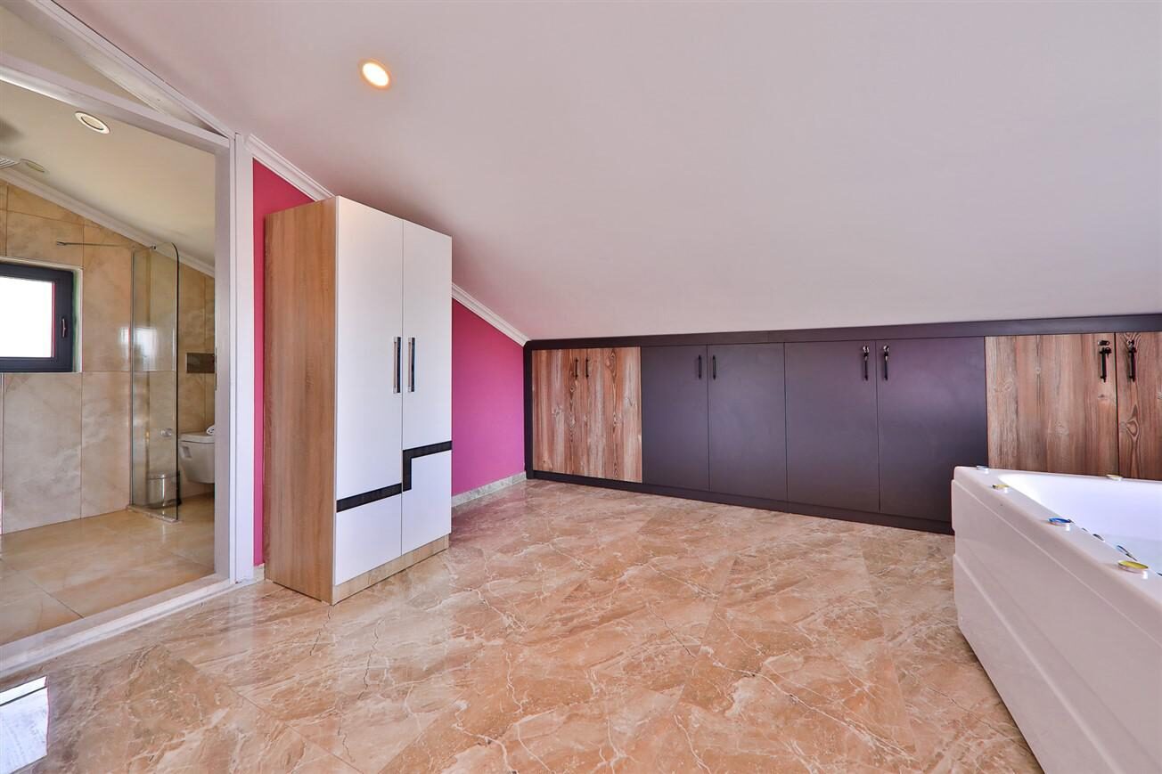 Villa Milano — 65