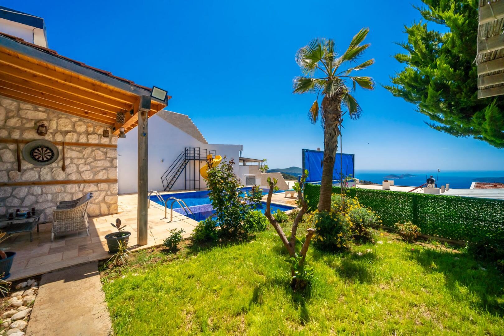 Villa Anahita — 13