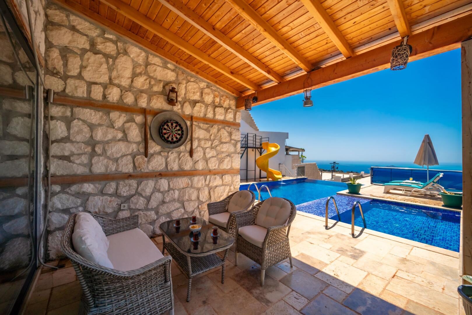 Villa Anahita — 18