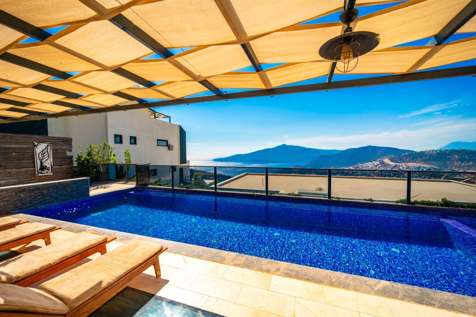 Villa Everest — 12