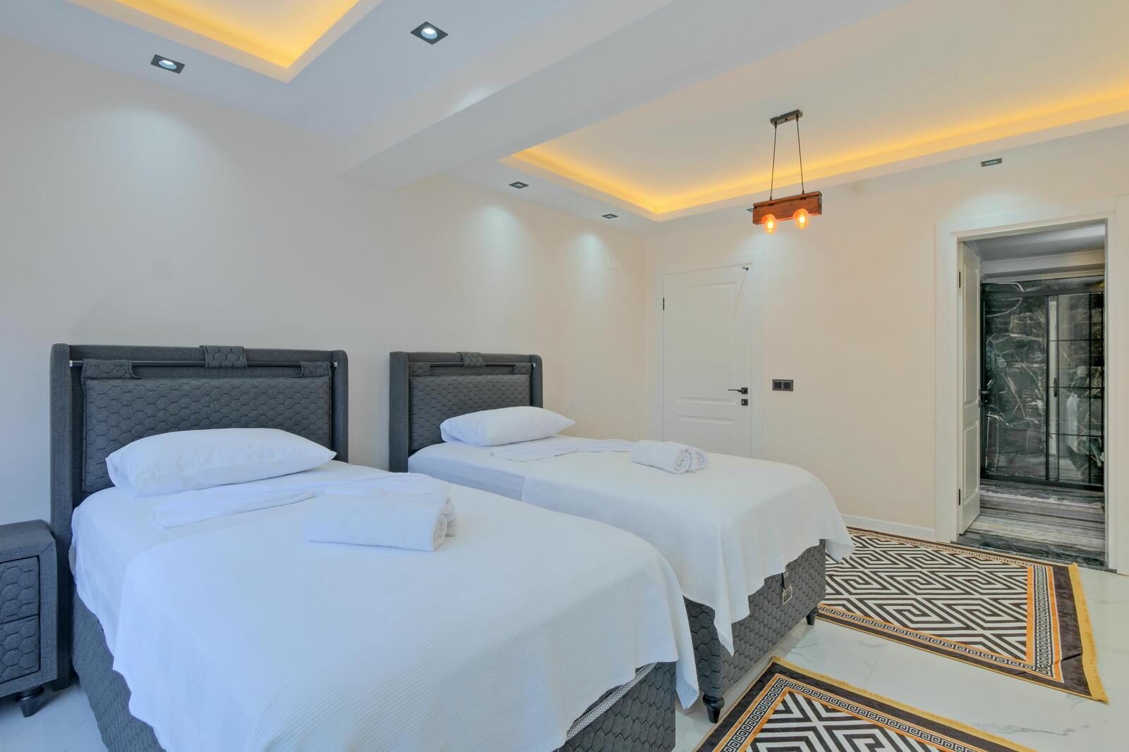 Villa White 2 — 36