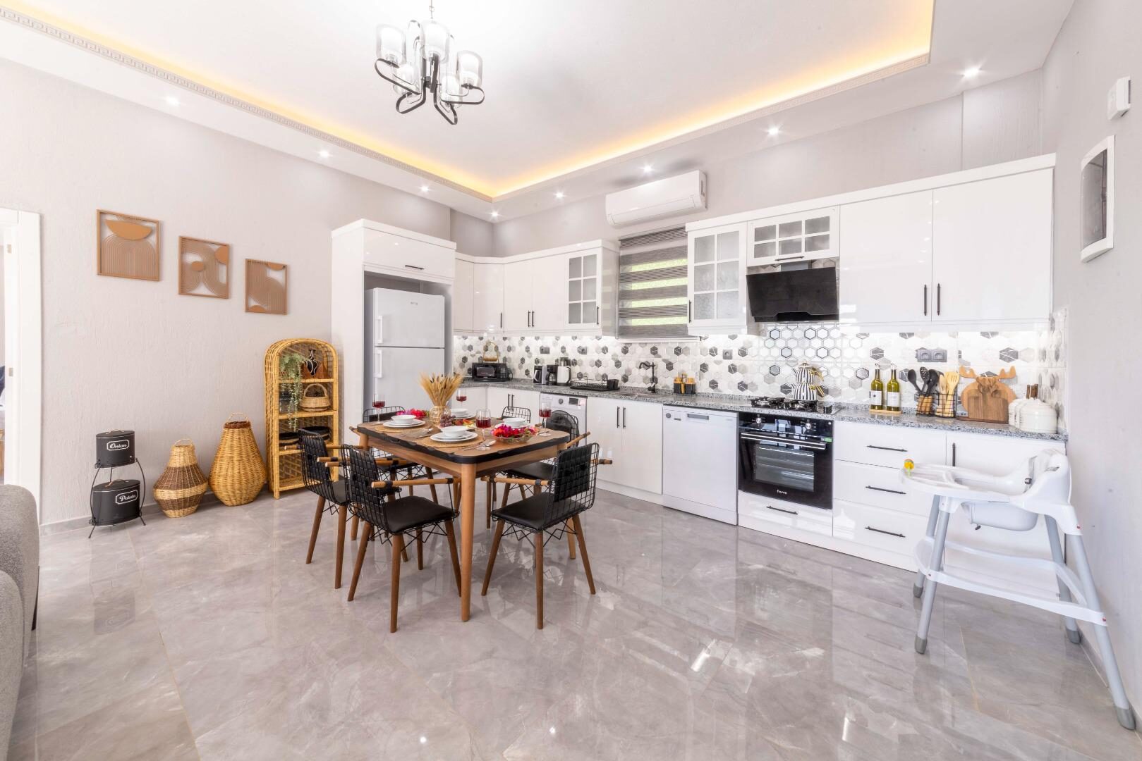 Villa Elyase — 44