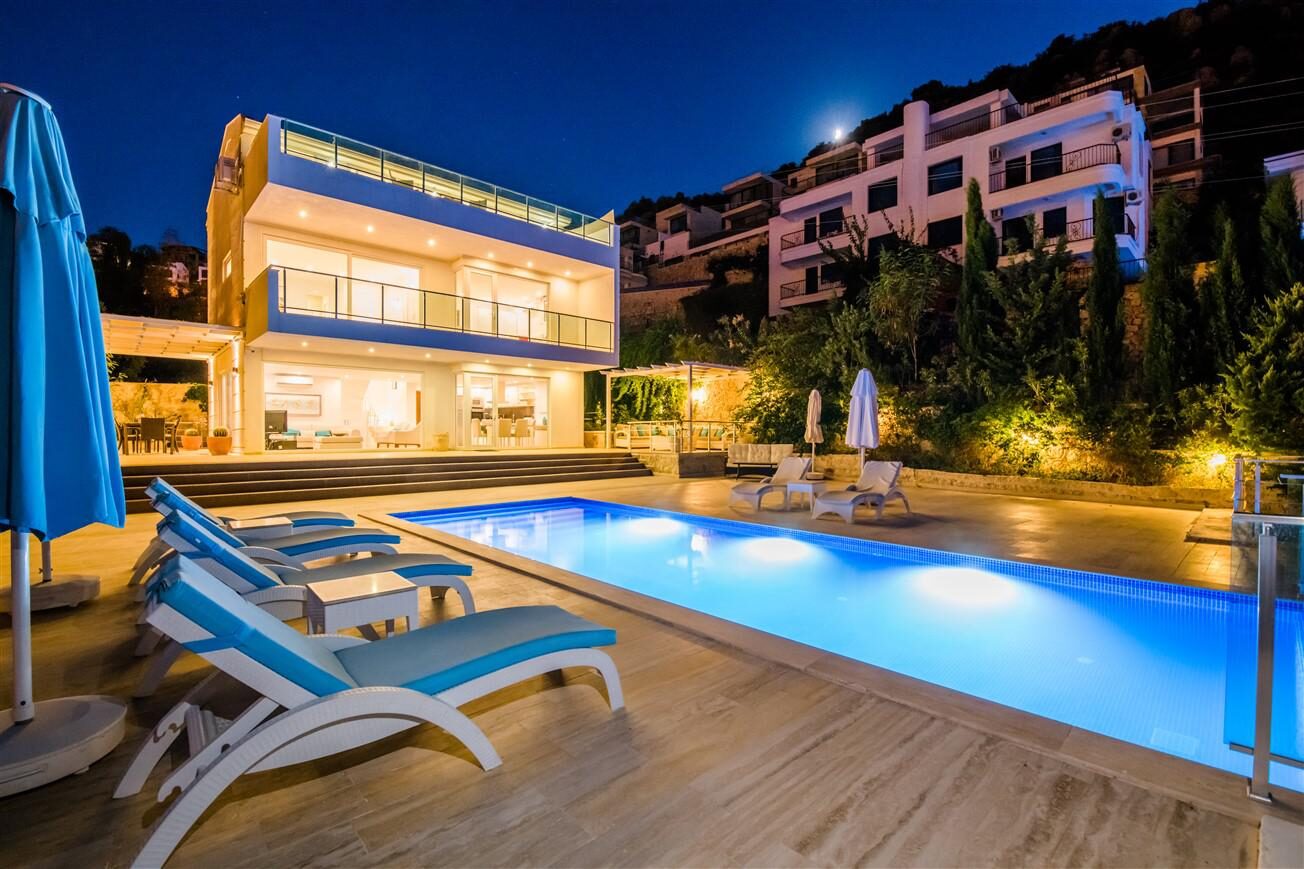 Villa Hillside Kışla — 1