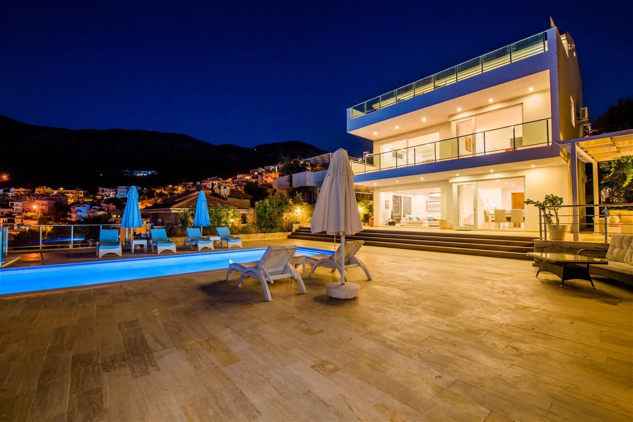 Villa Hillside Kışla — 3