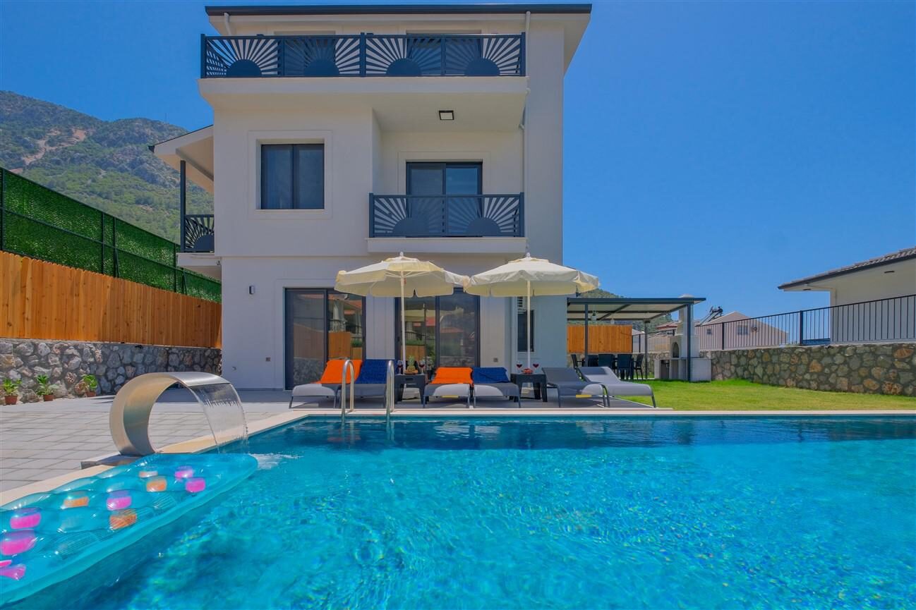 Villa Santorini — 4
