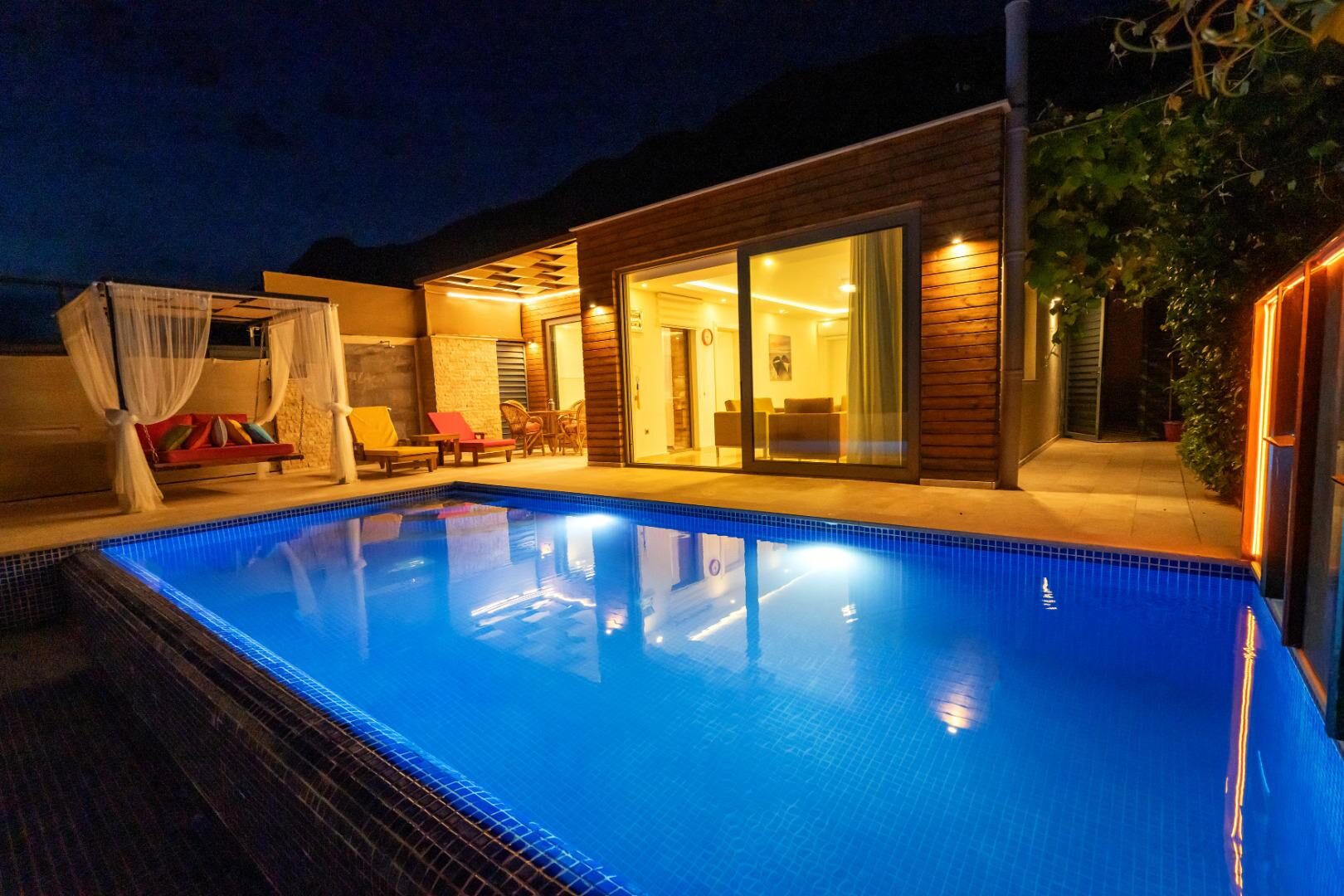 Villa Likapa 4 — 8