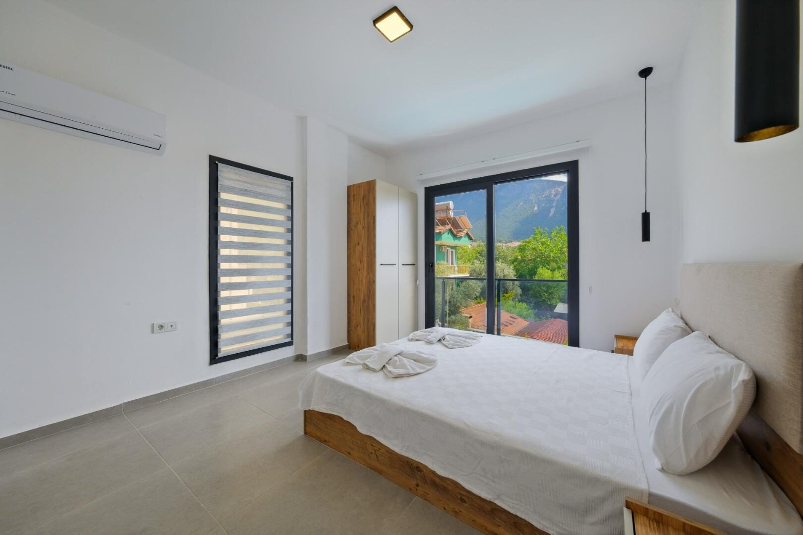 Villa Note 5 — 25