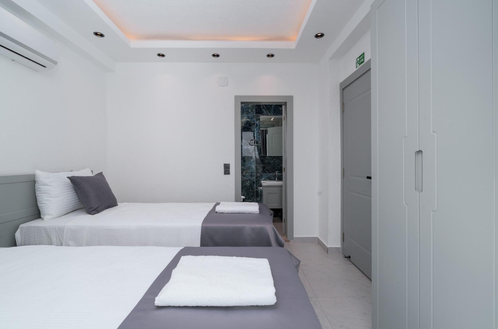 Villa Laren — 42