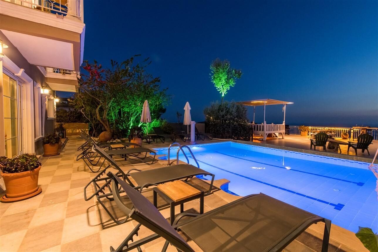 Villa Tulip — 22