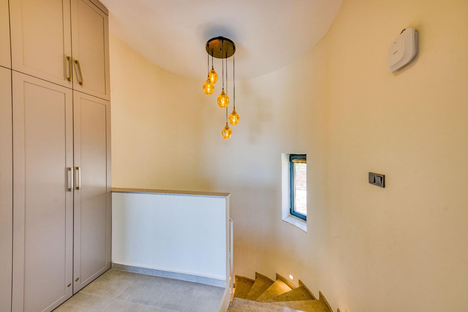 Villa Oriente — 65