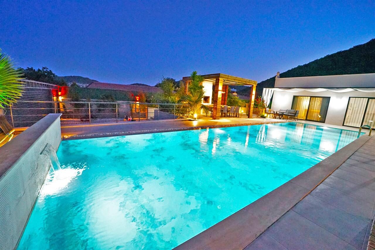 Villa Mamon Luxury Life — 34