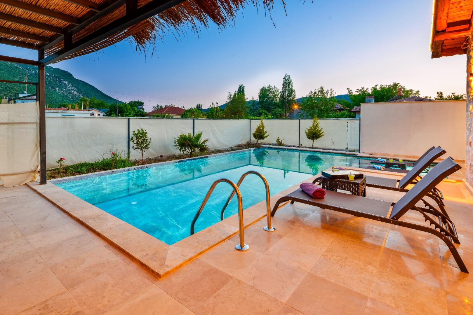 Villa Loya — 12