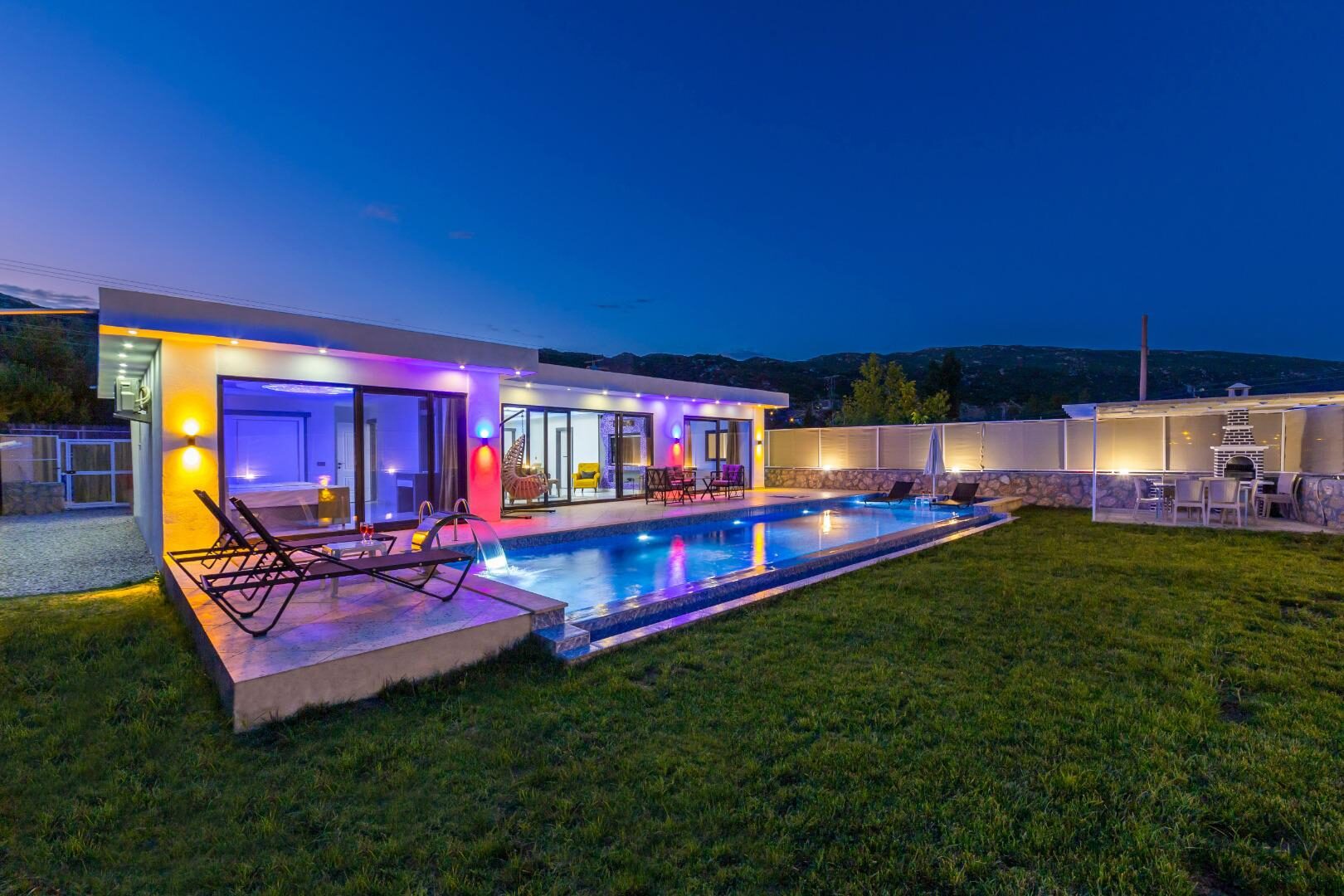 Villa Guru — 1