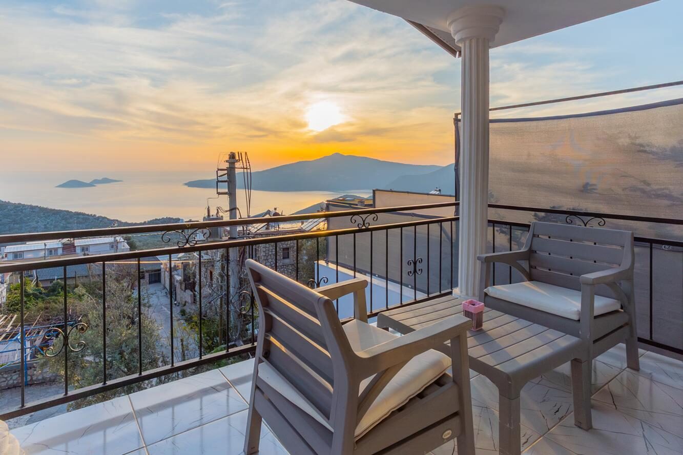 Villa Bercesti — 16
