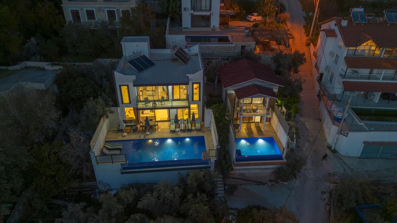 Villa Bercesti — 21