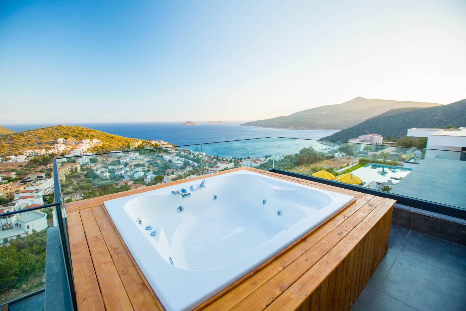 Villa Vogue — 30