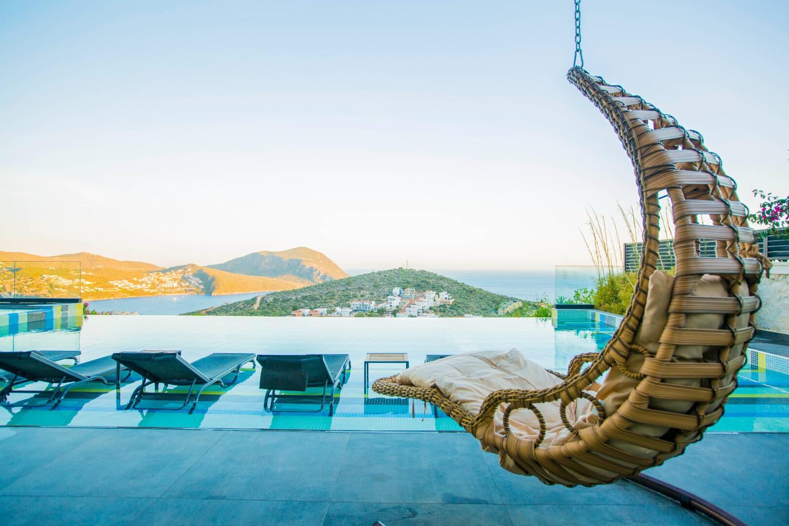 Villa Vogue — 36