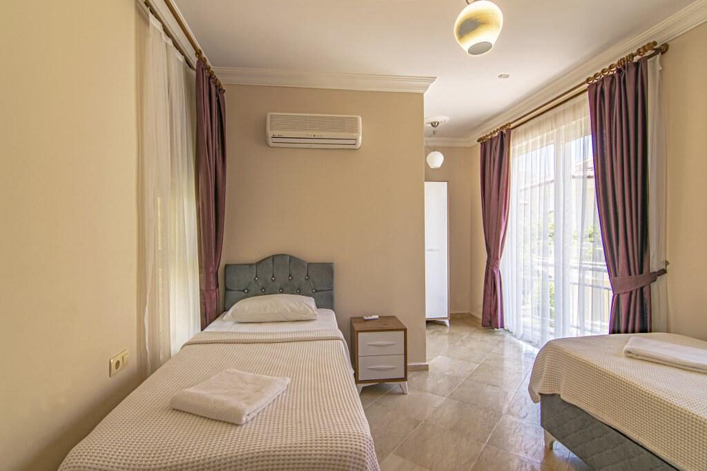 Villa Pearl 8 — 21
