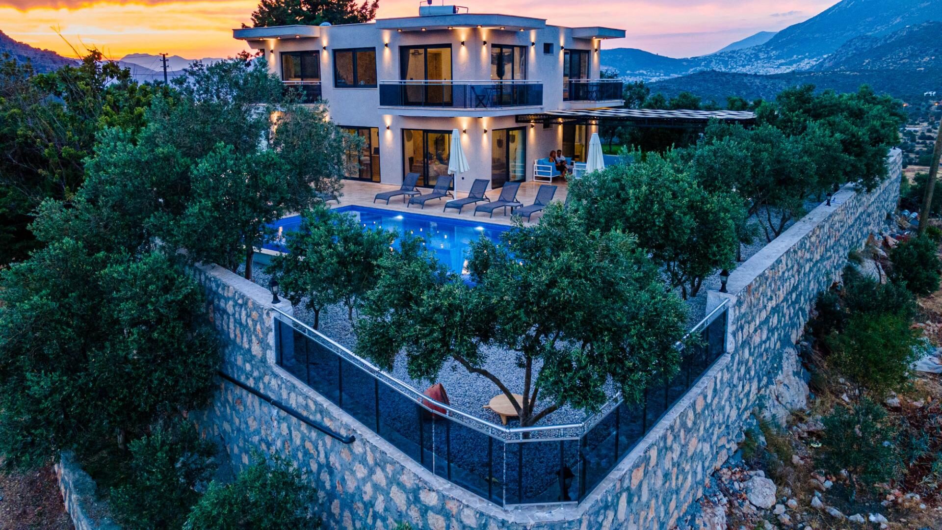 Villa Aristo — 1