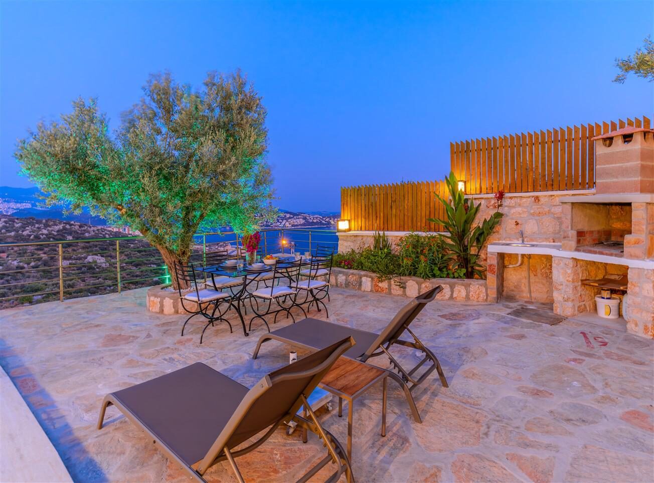 Villa Eterna — 28